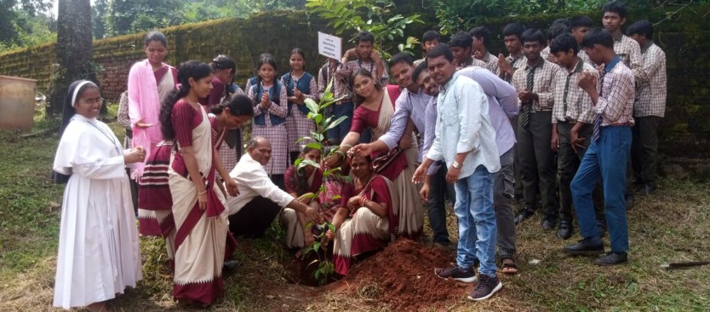 ନିଶା ମୁକ୍ତ ଭାରତ ଅଭିଯାନ ନେଇ ପାଦ୍ରେ ପିଓ ଇଂରାଜୀ ମାଧ୍ୟମିକ ବିଦ୍ୟାଳୟ ତରଫରୁ ସଚେତନତା ପଦଯାତ୍ରା